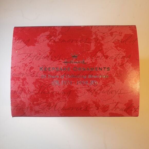 Hallmark Vintage Keepsake Ornament Holiday Barbie Collector Series 1998 - Picture 5 of 6